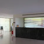 卡拉维拉斯酒店 酒店