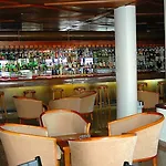 卡拉维拉斯酒店 酒店