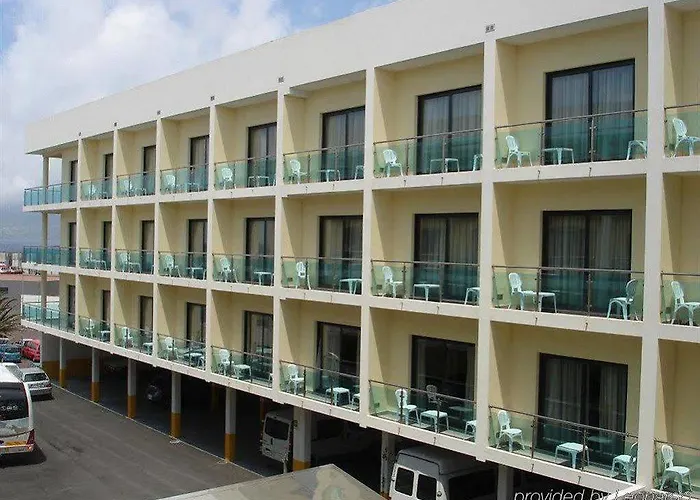 Caravelas Madalena (Azores)