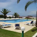 Caravelas מלון 4*