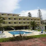 Caravelas מדלנה