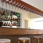 מלון Caravelas מדלנה