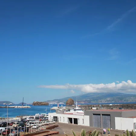 Caravelas Madalena (Azores)