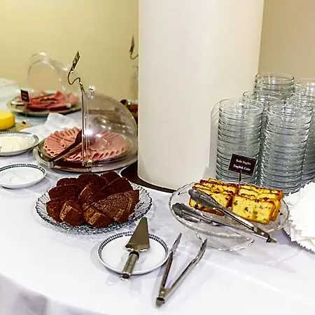 Hotel Caravelas Madalena (Azores)