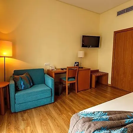 Caravelas 4* Madalena (Azores)