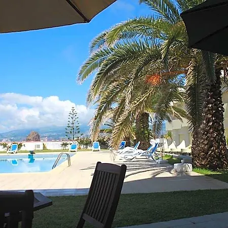 Hotel Caravelas 4*