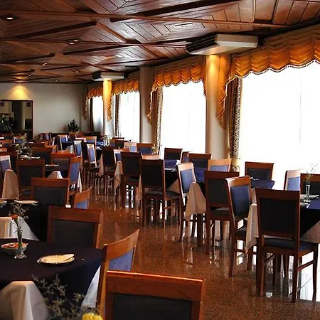 Caravelas فندق مادالينا