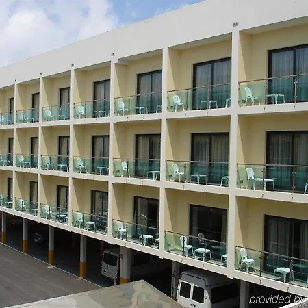 Caravelas Madalena (Azores)