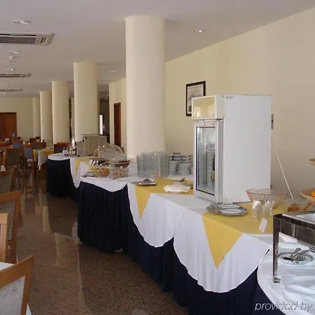 Caravelas Hotel 4*