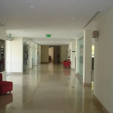 Hotel Caravelas 4*