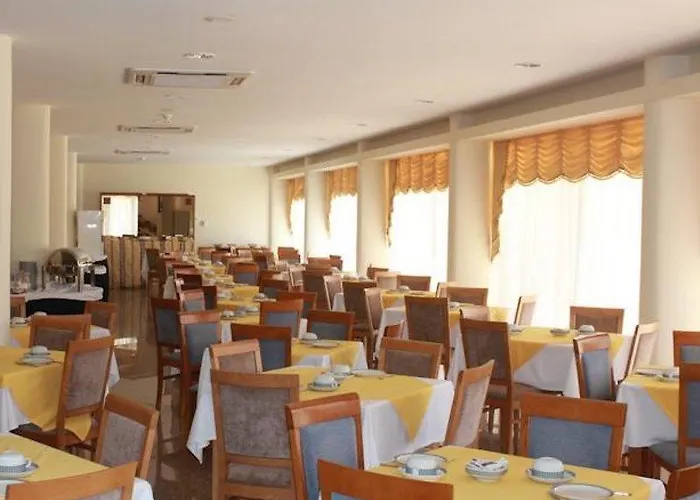 Hotel Caravelas Madalena (Azores)